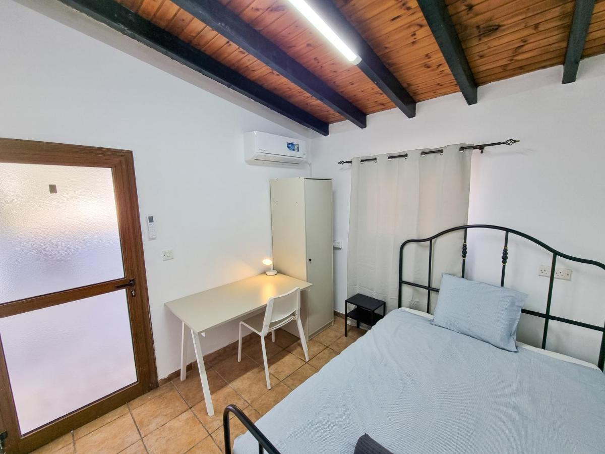 Mountains Retreat Rooms & Suites Agios Theodoros Exterior photo